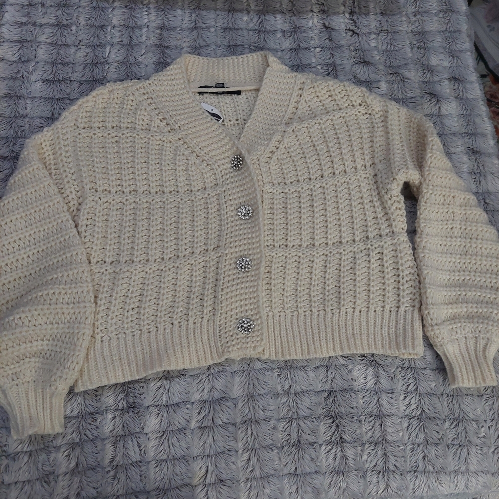 Nwt vero moda Cream Knit Button-Up Sweater xs